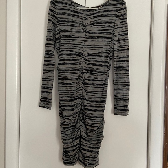 Nicole Miller Dresses & Skirts - Nicole Miller Artelier Dress Large